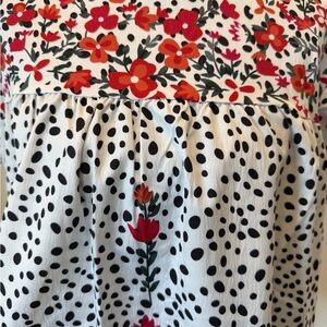 NWOT Black and White Floral and Polka Dot Women's Blouse-Medium